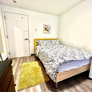 https://studio-apartment-w-bathroom-in-university-district.seattlehotelsites.com