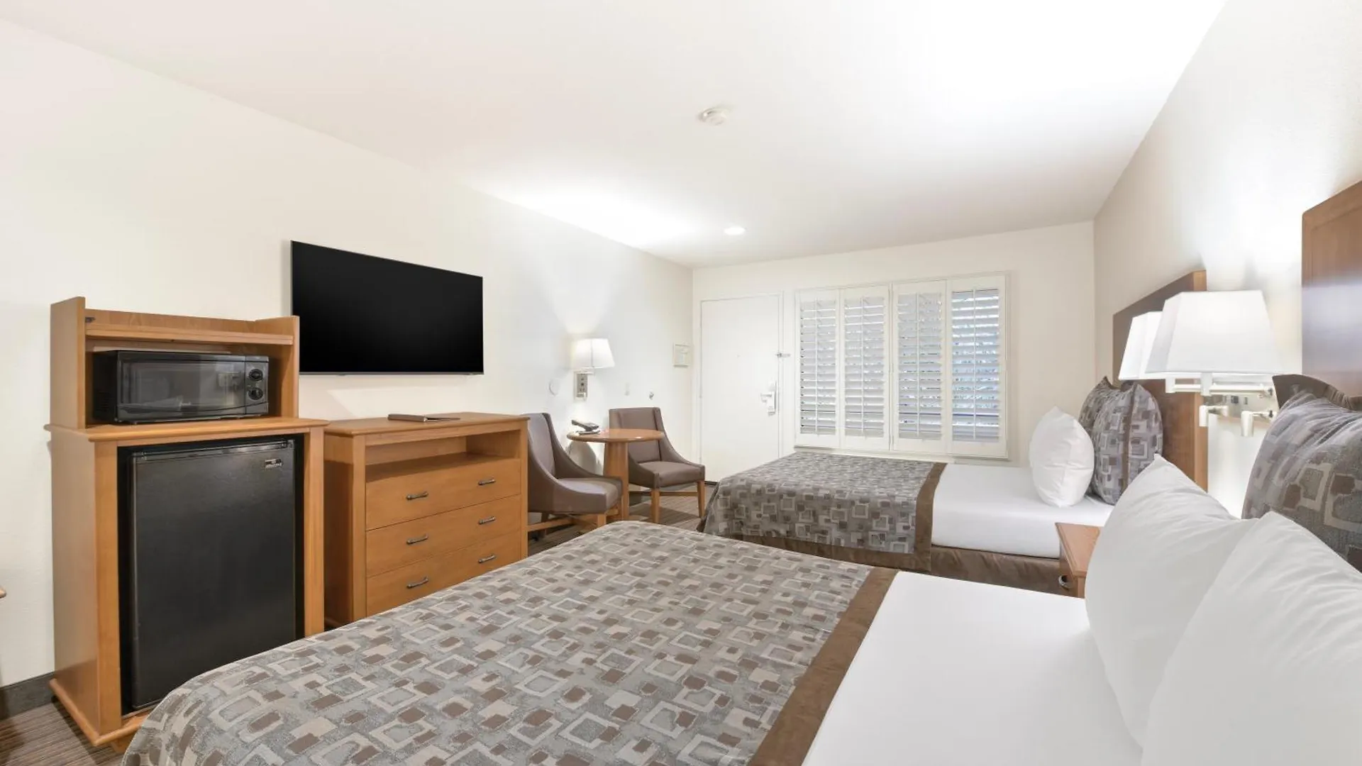 Hotel Anaheim Desert Inn & Suites